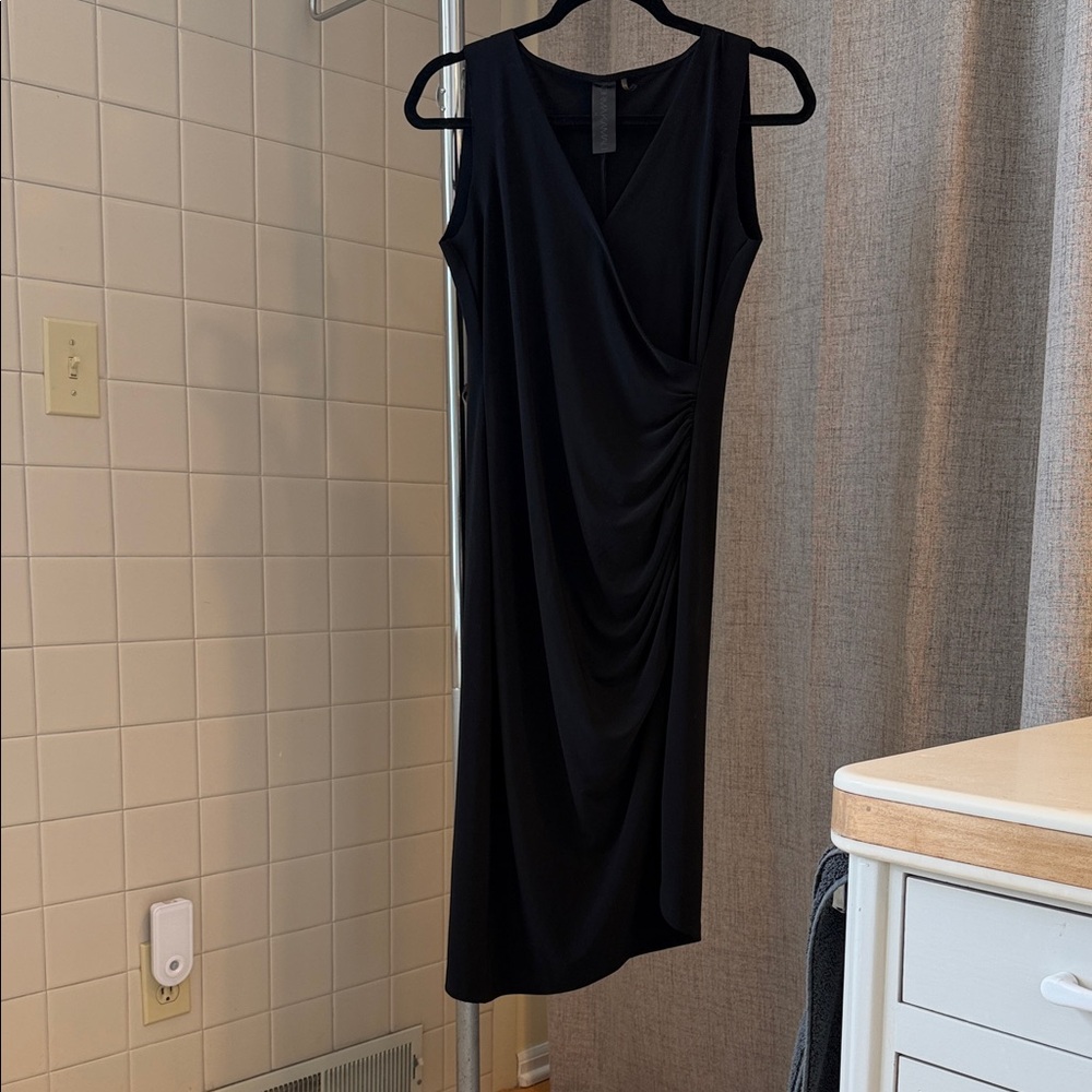 Norma Kamali KAMALIKULTURE
Sleeveless V-Neck Side Drape Dress